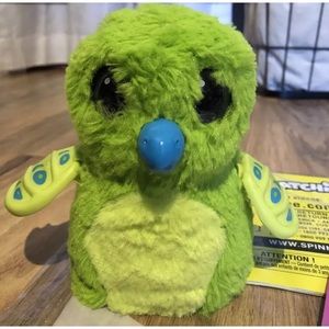 EUC Spin Master Draggle Hatchimal- Green